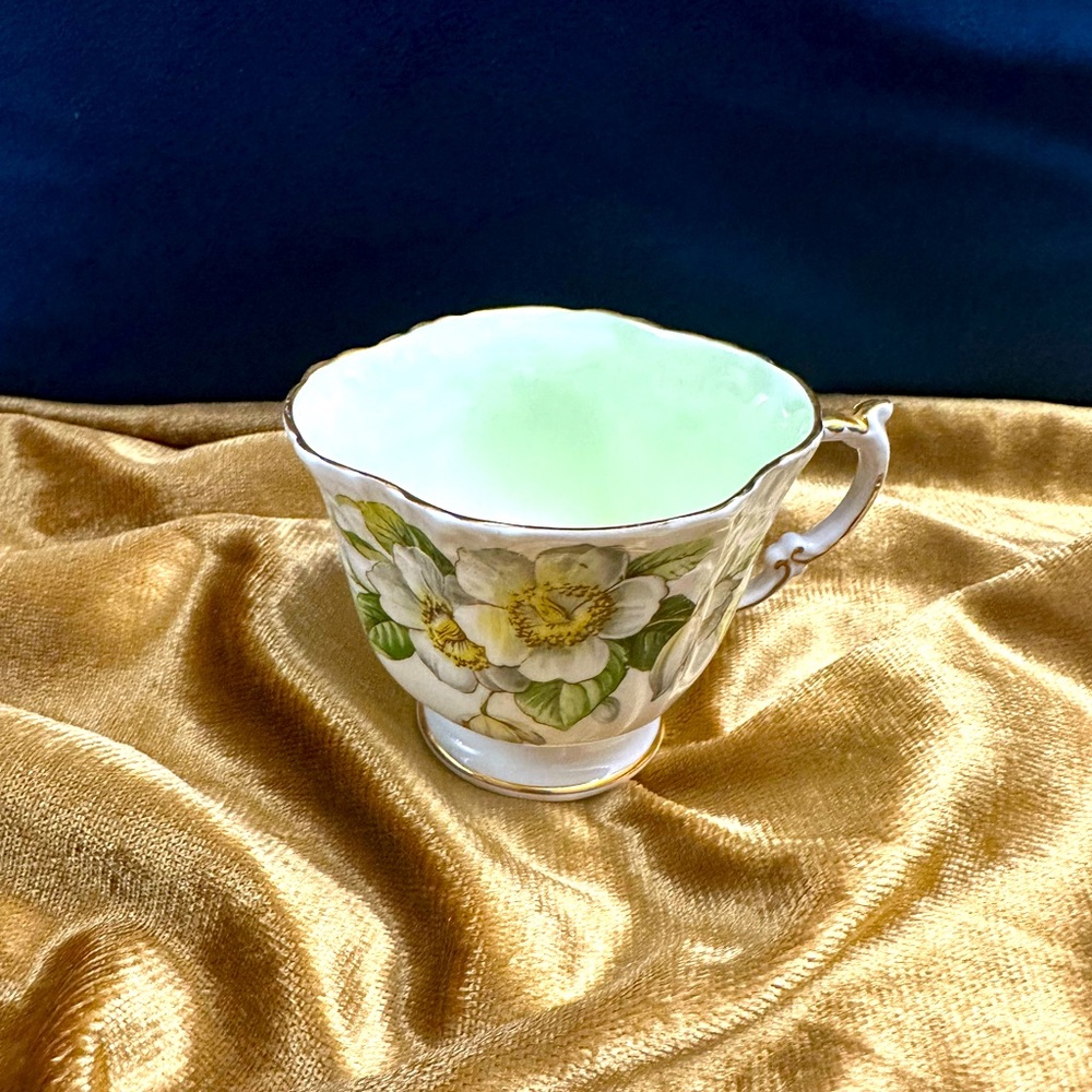 Ansley- Teacup only Dogwood Cup